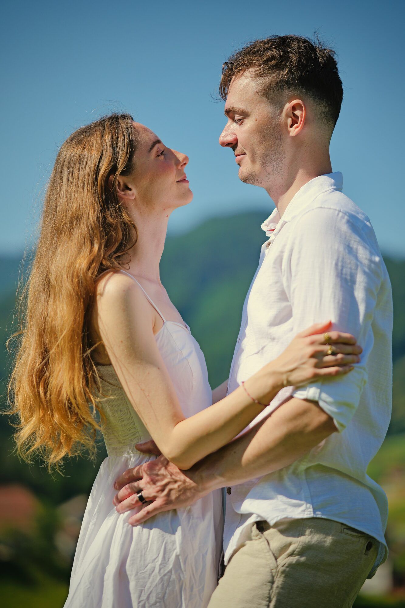 Monika a Martin v objetí